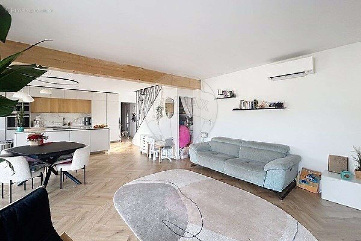 Maison à CAGNES-SUR-MER