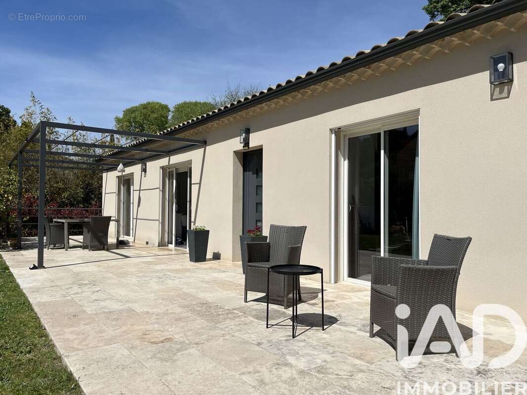 Maison 151 m² à Sanilhac-Sagries  - photo 5