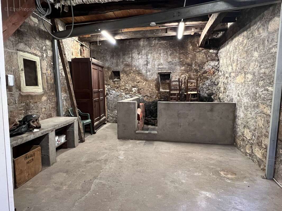 Figeac, charmante maison rénovée en centre ville - photo 5