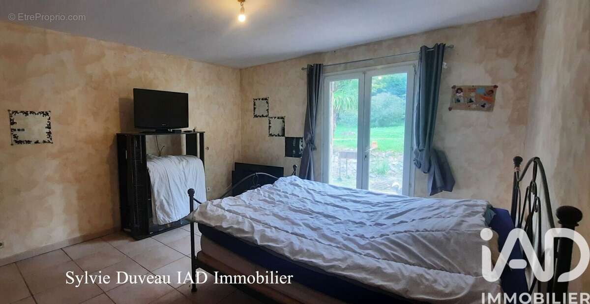 Maison 131 m² à Puycornet  - photo 6