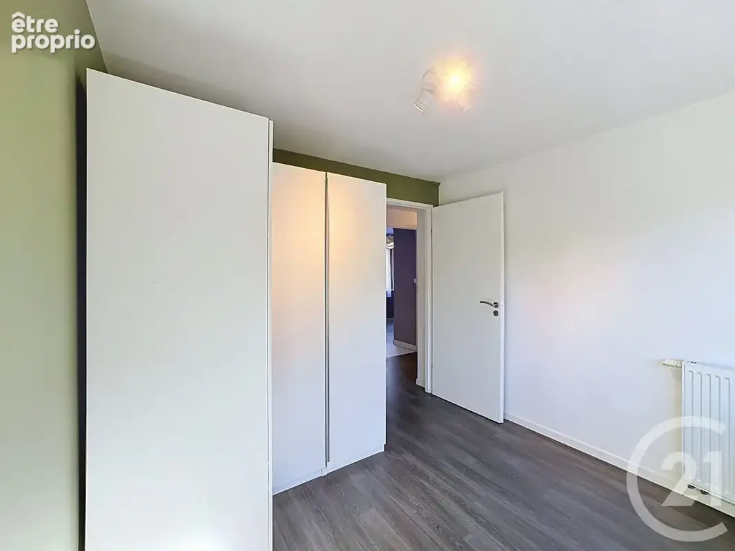 Appartement 4 pièces 80 m² à vendre à Fontainebleau (77300) - photo 11