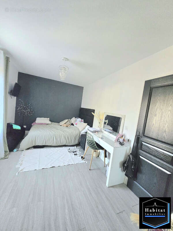 Maison à NANTEUIL-LE-HAUDOUIN