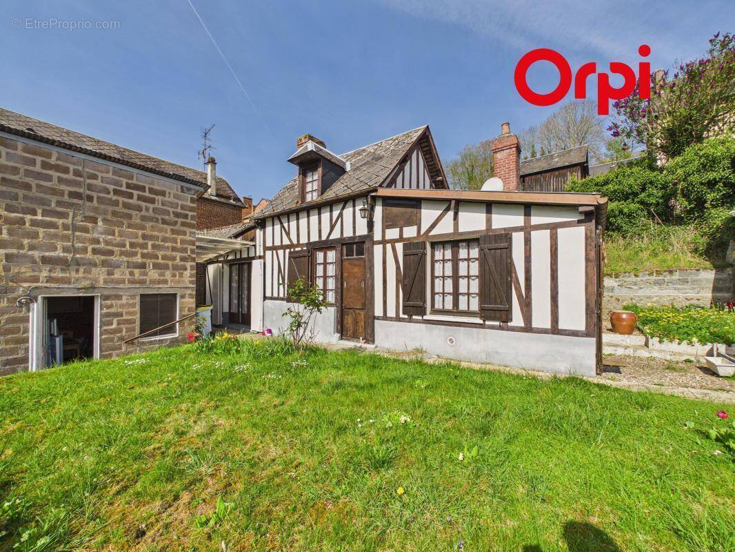 Maison à BERNAY