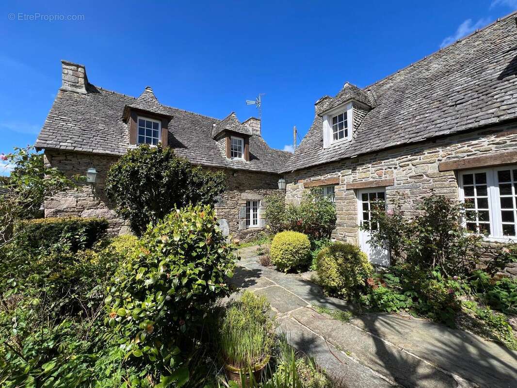 Photo 2 - Maison à LOCQUIREC