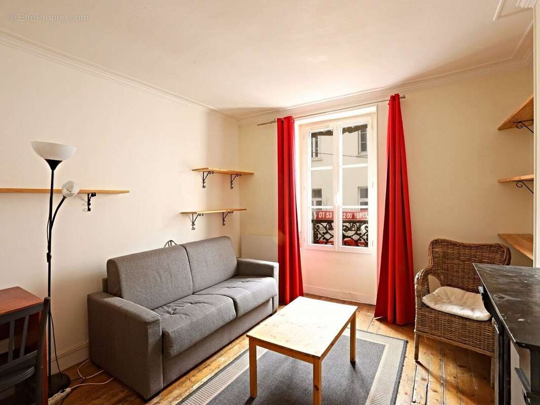 Appartement à PARIS-18E