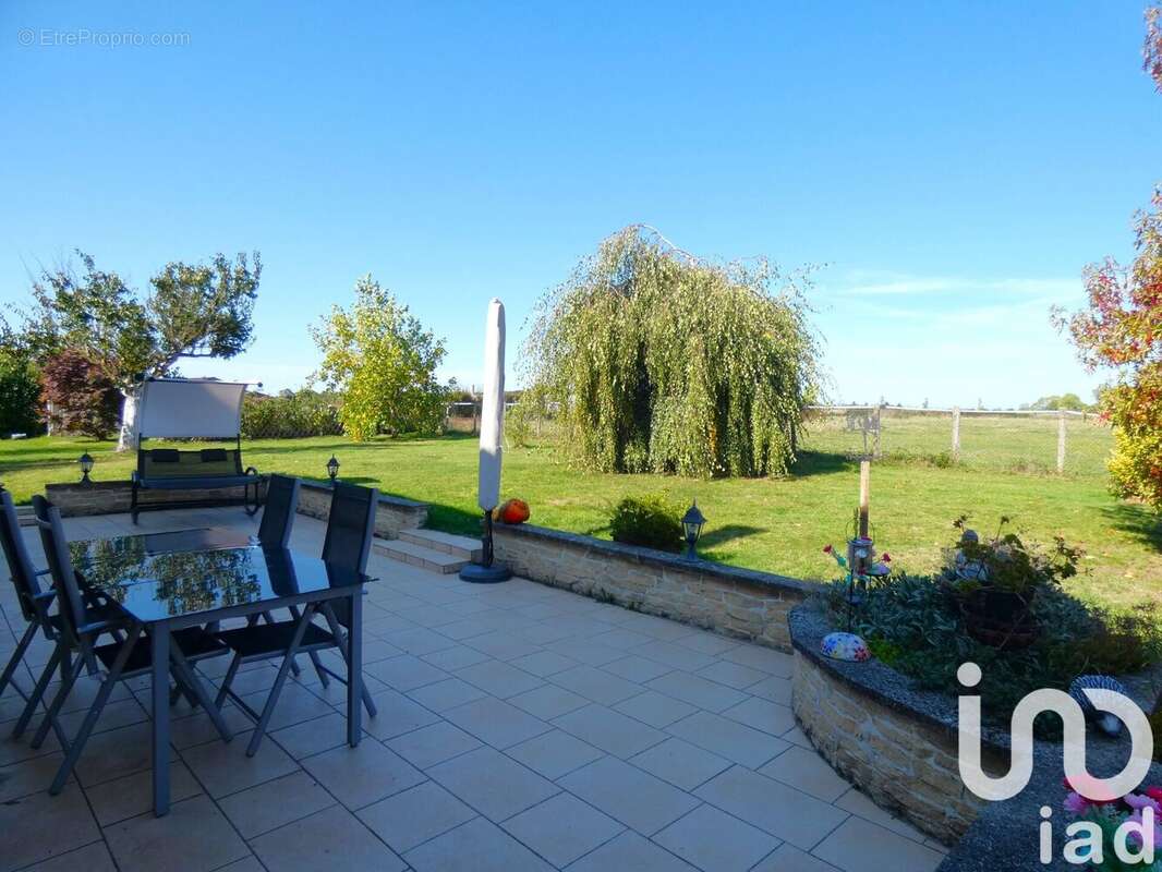 Photo 2 - Maison à CIVRY-LA-FORET