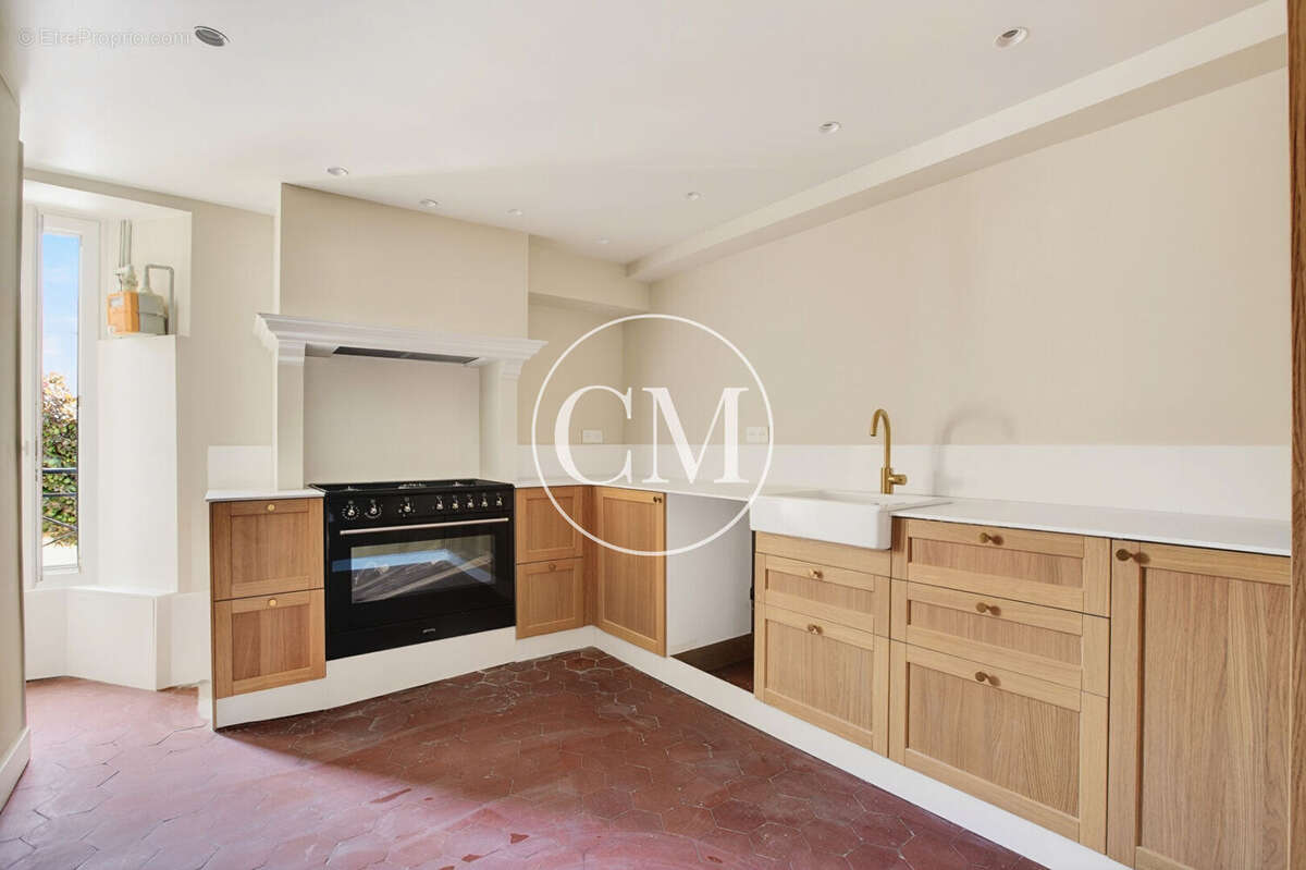 Appartement à VERSAILLES