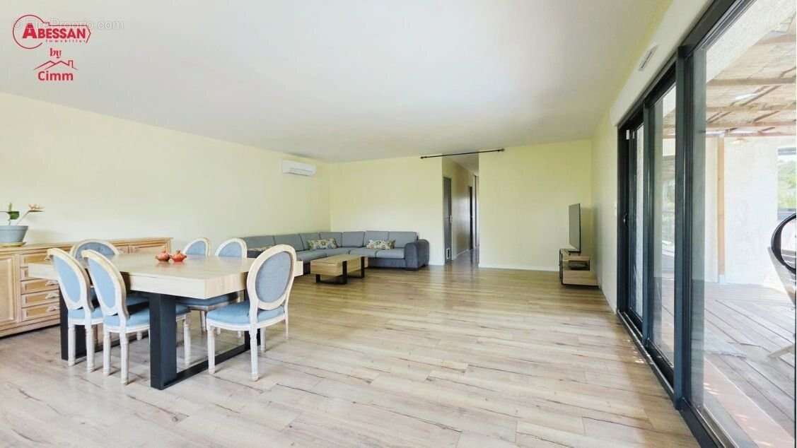 Maison 133 m² à Ribaute-Les-Tavernes  - photo 7