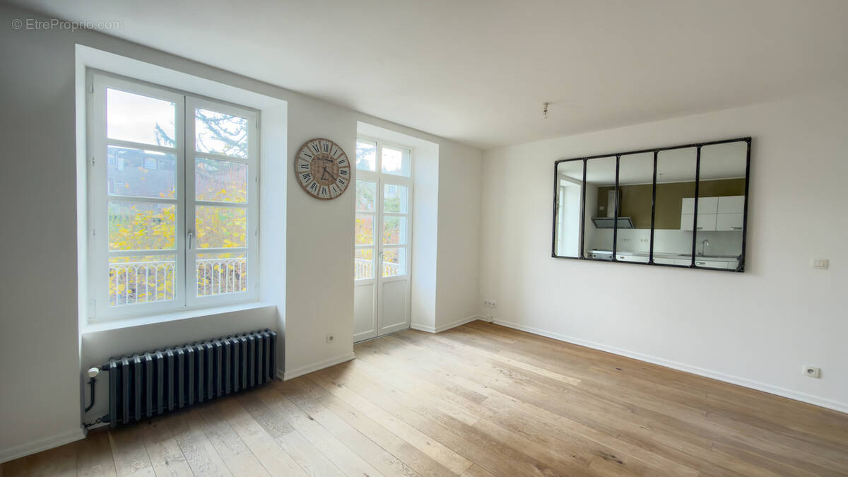 Appartement à VETRAZ-MONTHOUX