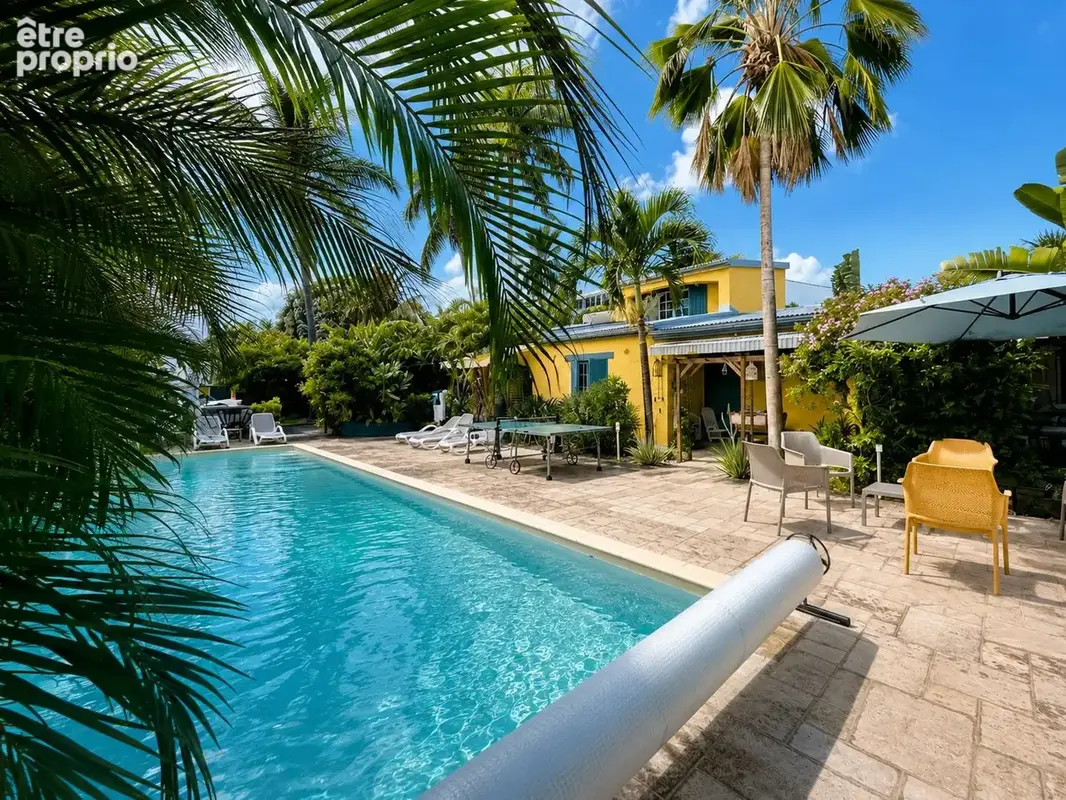 Maison 346 m² à Saint-Paul  - photo 2