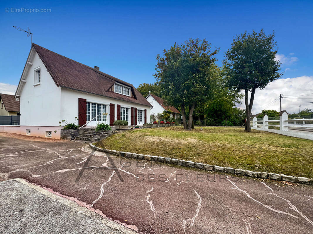 Maison à SAINT-AUBIN-LES-ELBEUF