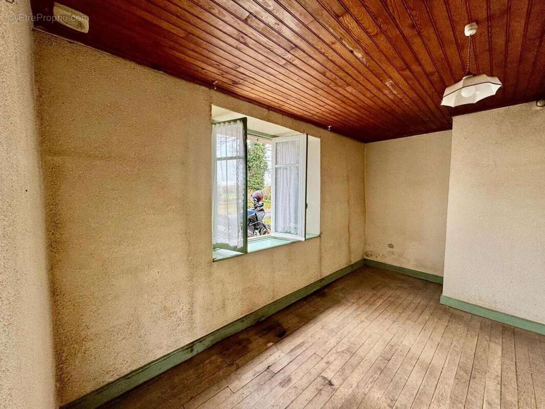 Photo 5 - Maison à CONDAT-EN-COMBRAILLE