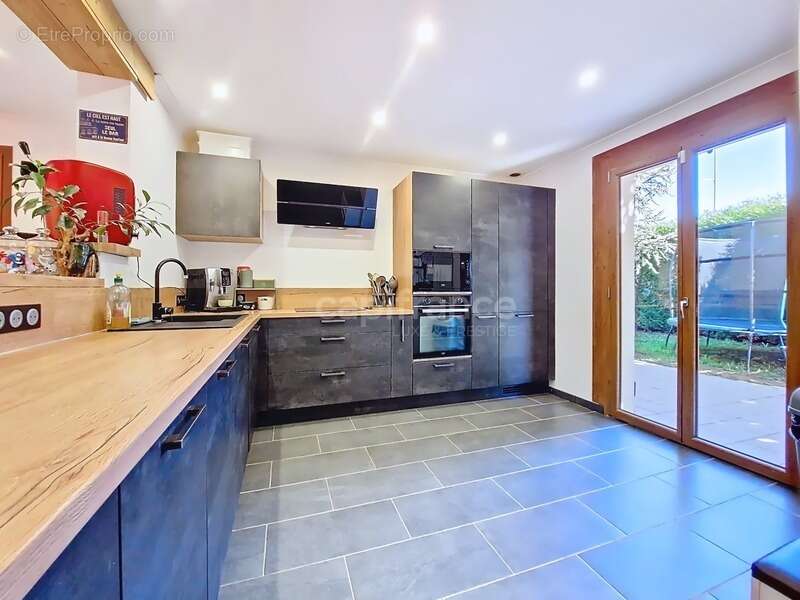 Maison à MARNAZ