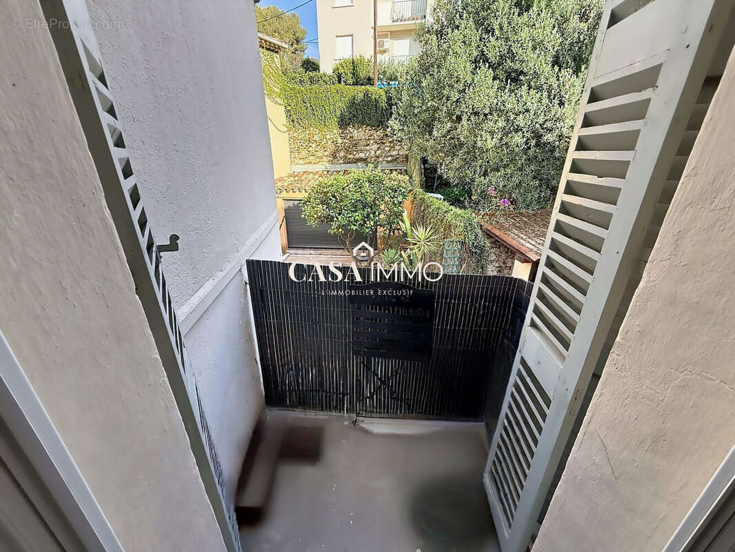 Appartement à HYERES