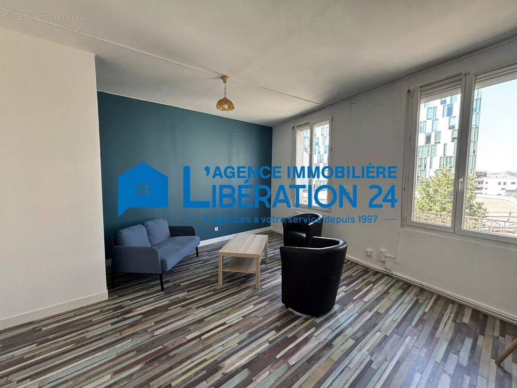 Appartement à SAINT-ETIENNE