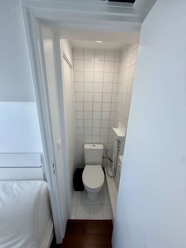 Appartement à PARIS-8E