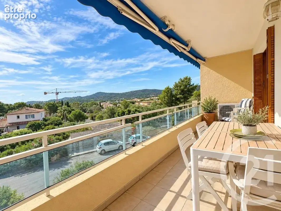 Appartement à BORMES-LES-MIMOSAS