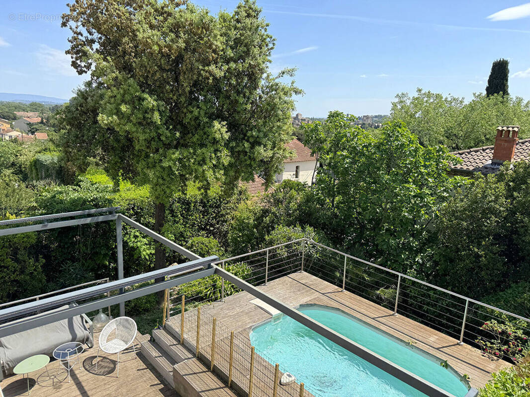 Maison à VILLENEUVE-LES-AVIGNON