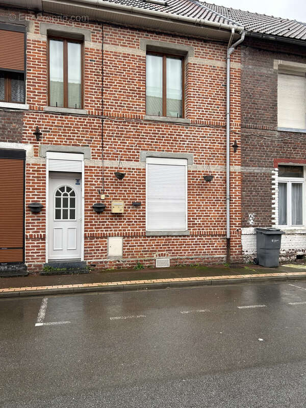Maison à AUBY