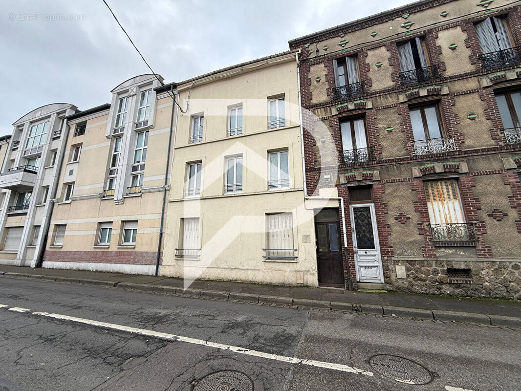 Appartement à GONESSE