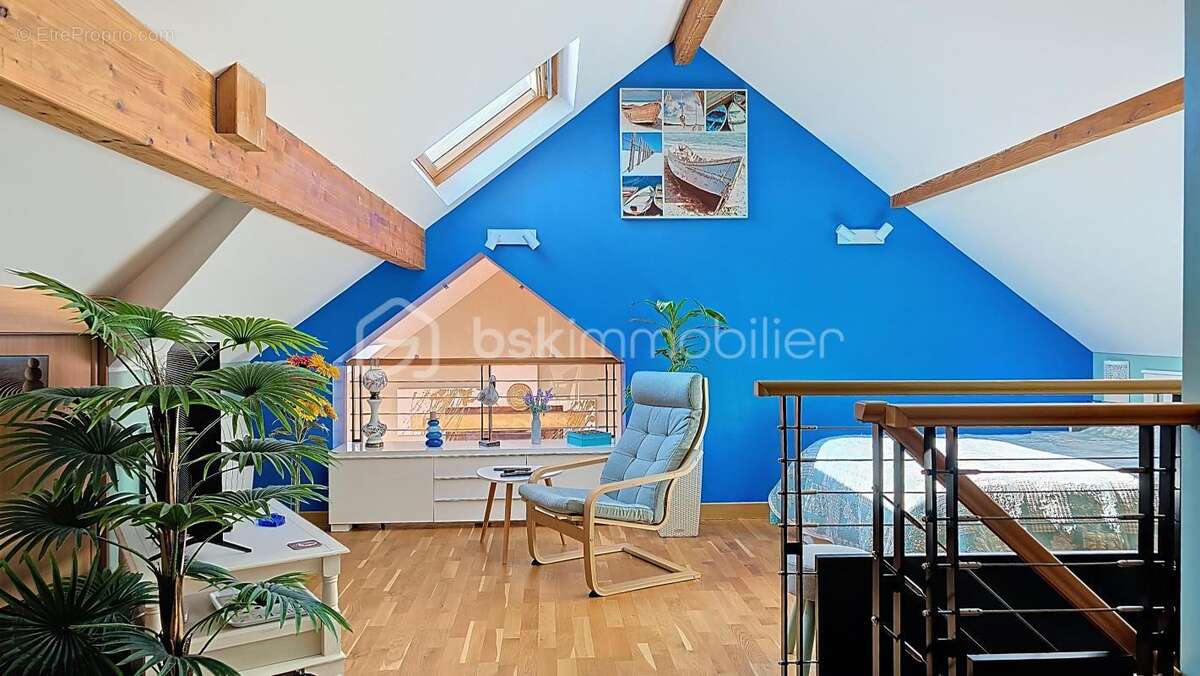 Appartement à CHEVRY-COSSIGNY