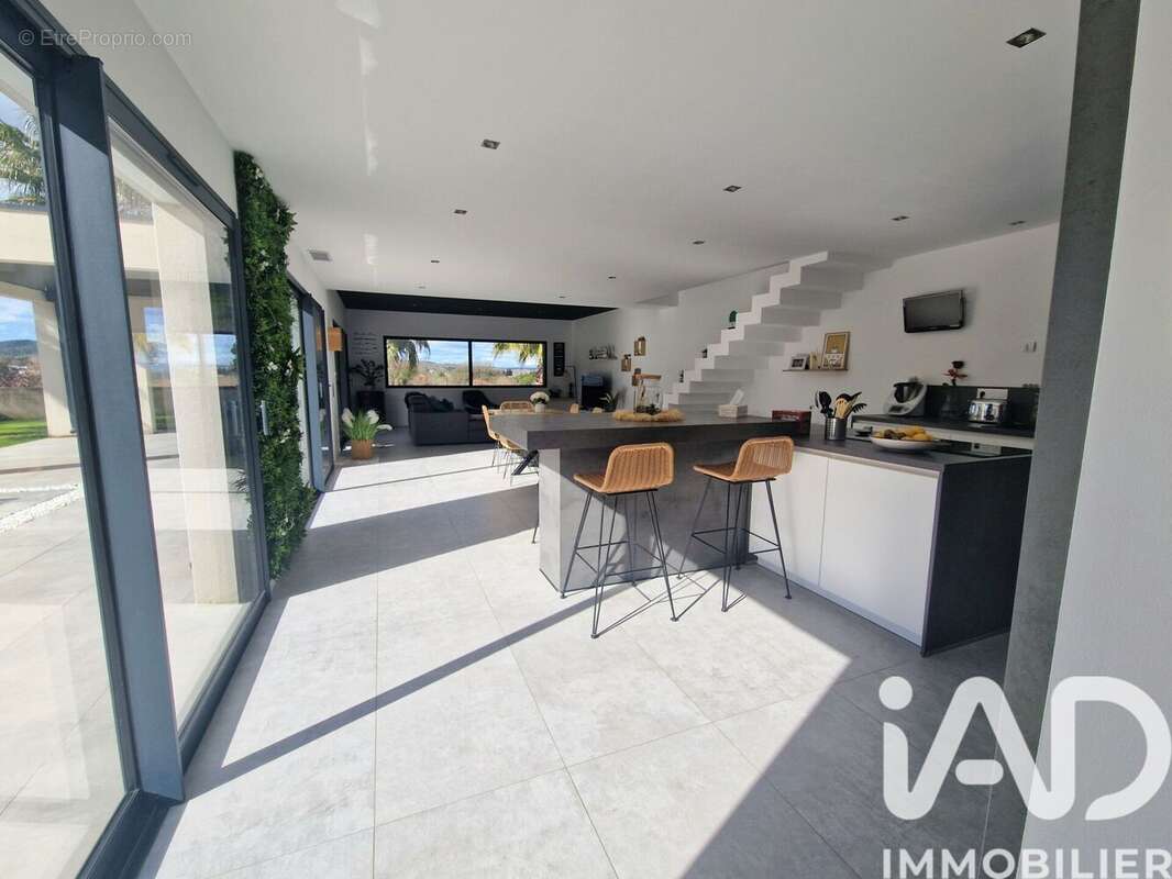 Photo 7 - Maison à SAINT-GENIES-DE-COMOLAS