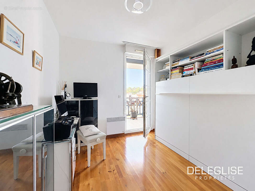 AppartementT4  avec terrasse de 45m² - dernier étage - Arcachon Centre - photo 11