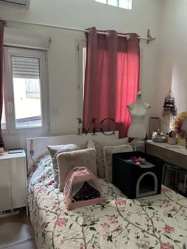 Appartement à MARSEILLE-6E