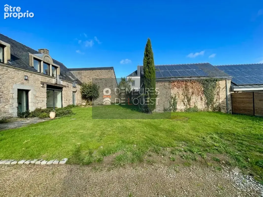 Vannes - CLISCOUET - CONLEAU - Elégante longère  - 257 m2   Annexe en pierre   Jardin clos de 835m2 - photo 14
