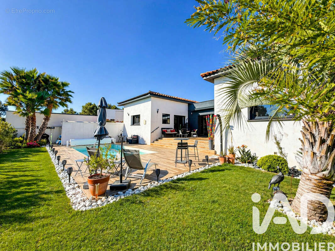 Photo 3 - Maison à NIMES