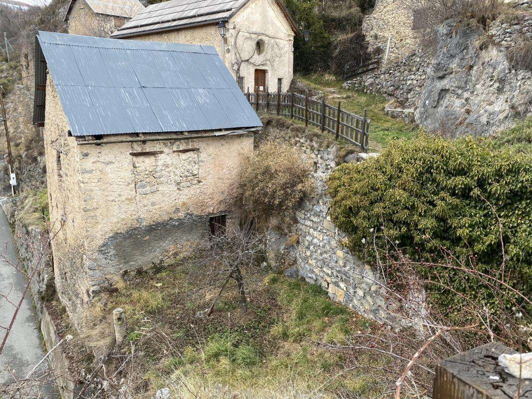 Maison à ROUBION