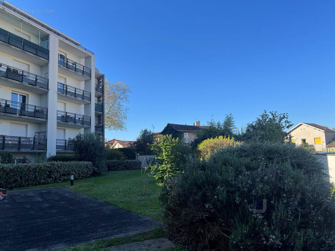 Appartement à VENISSIEUX
