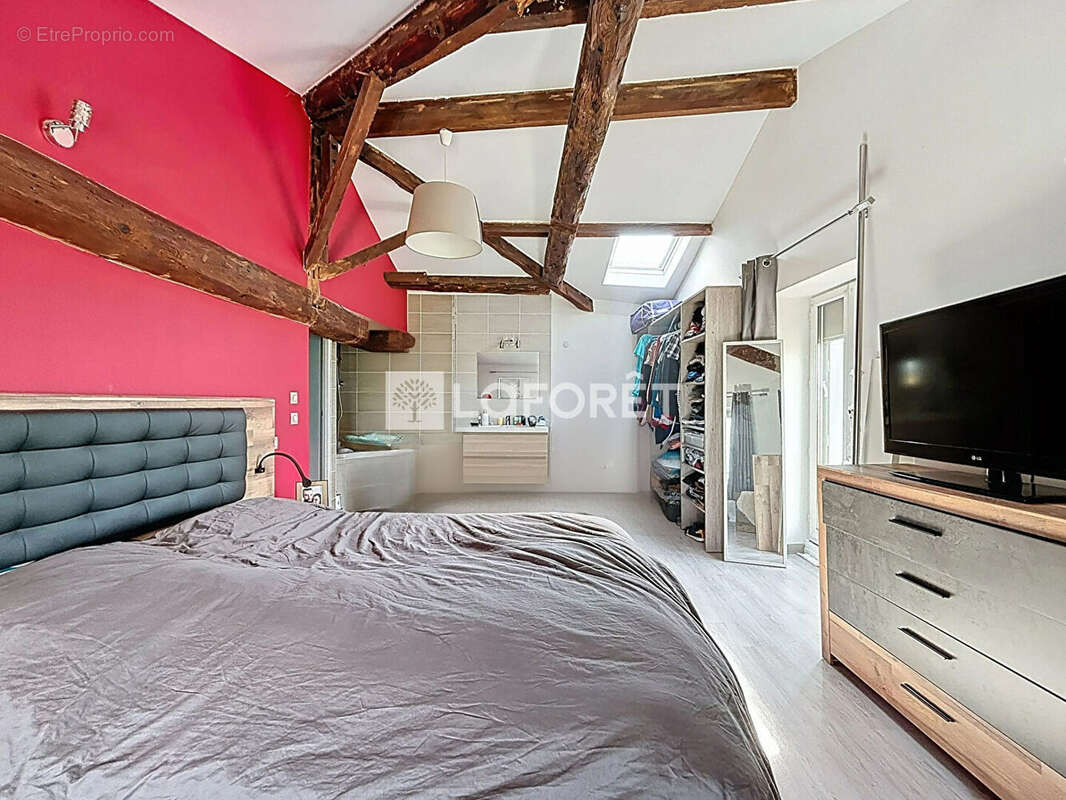 Maison à MONTMERLE-SUR-SAONE