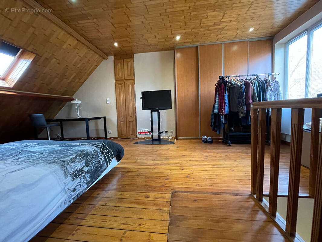 Maison à FACHES-THUMESNIL