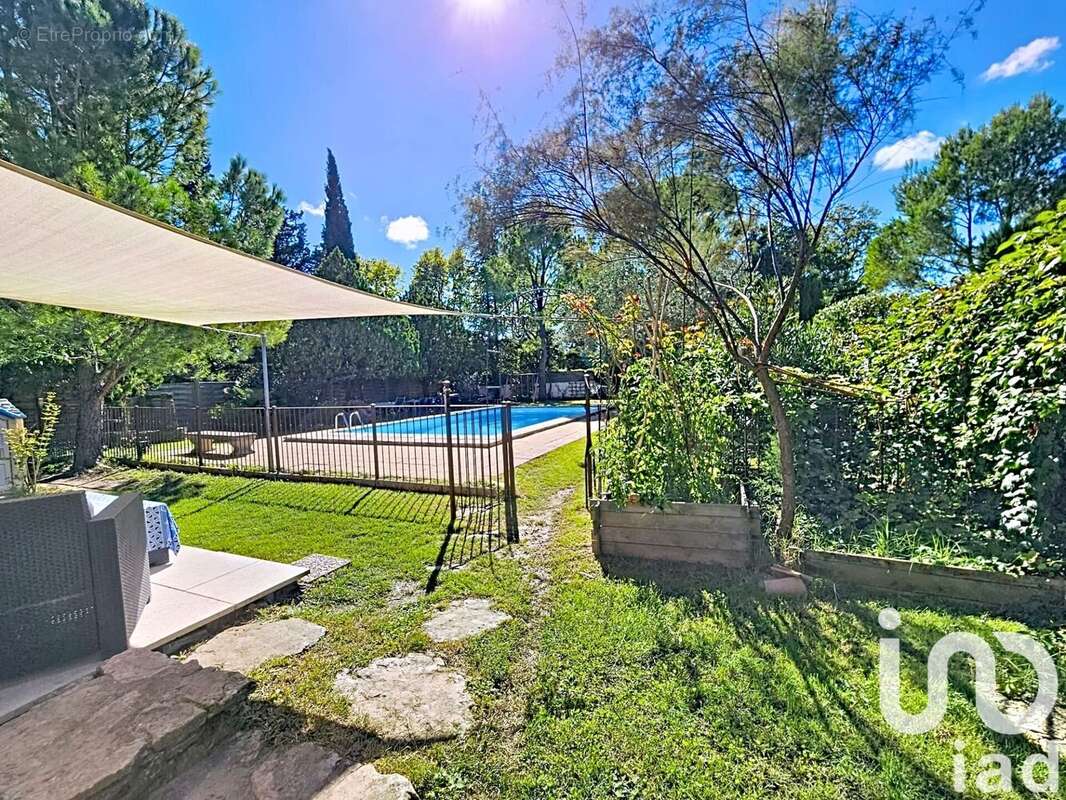 Photo 4 - Maison à SAUMANE-DE-VAUCLUSE