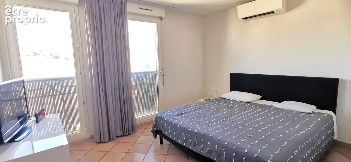 Cassis - Vente T3 en dernier étage avec ascenseur et terrasse - photo 4