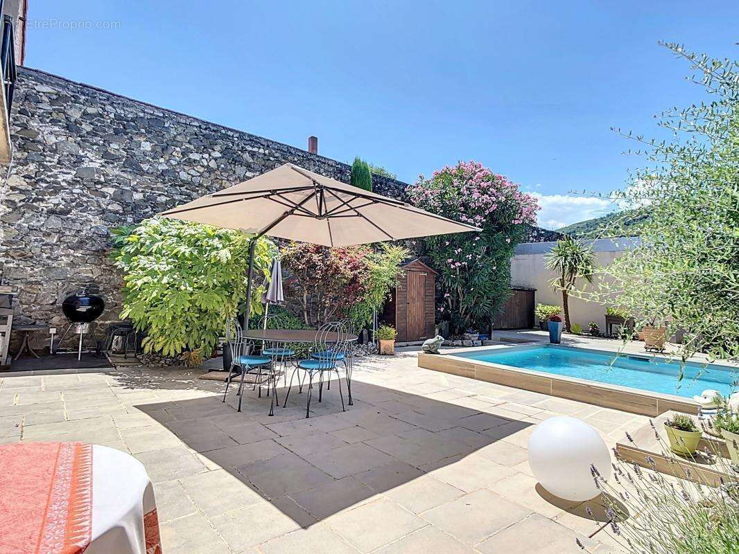 Maison à TOURNON-SUR-RHONE