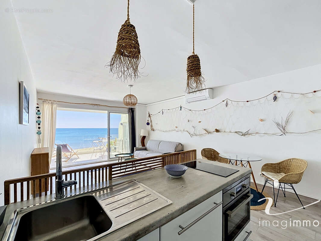 Appartement à MAUGUIO