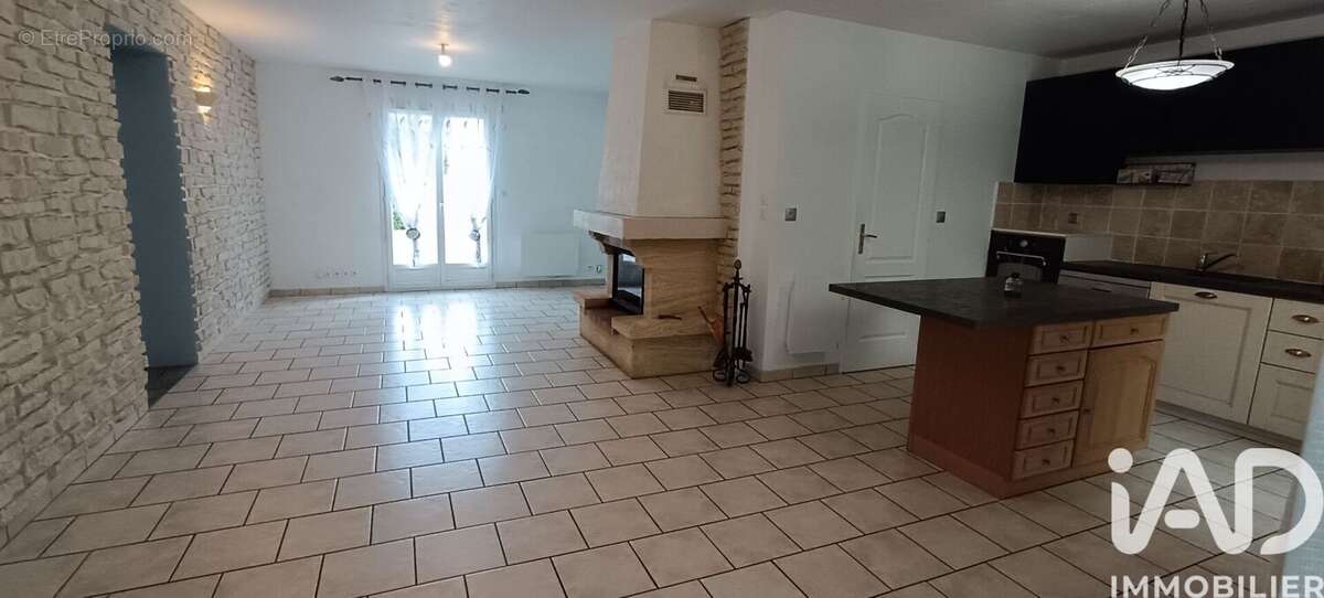 Photo 3 - Maison à CINQ-MARS-LA-PILE