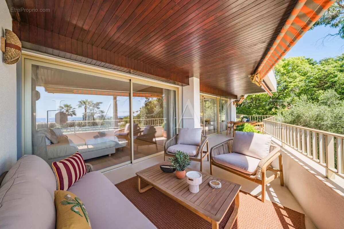 Appartement à CANNES