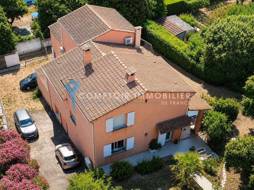 Maison à MUS