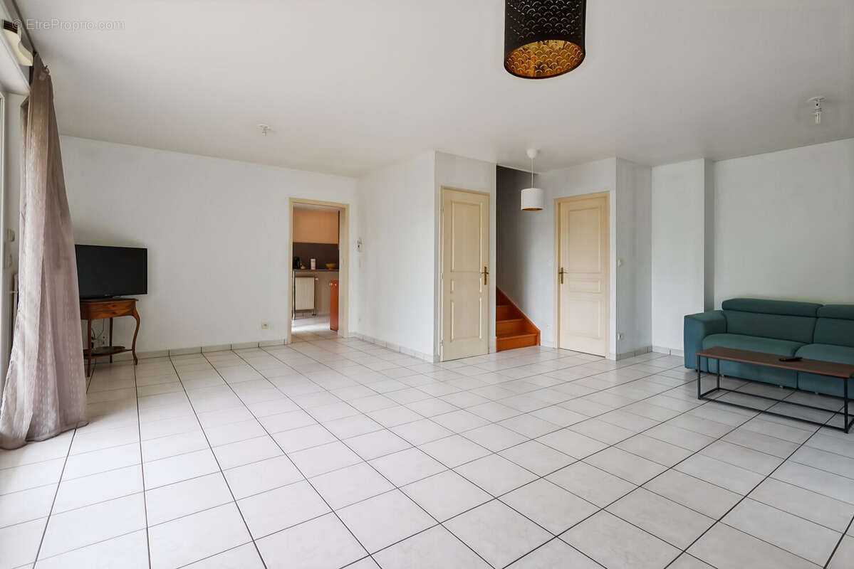 Maison 130 m² à Besancon  - photo 4