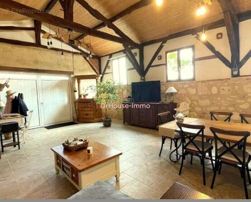 Maison 311 m² à Bergerac  - photo 16