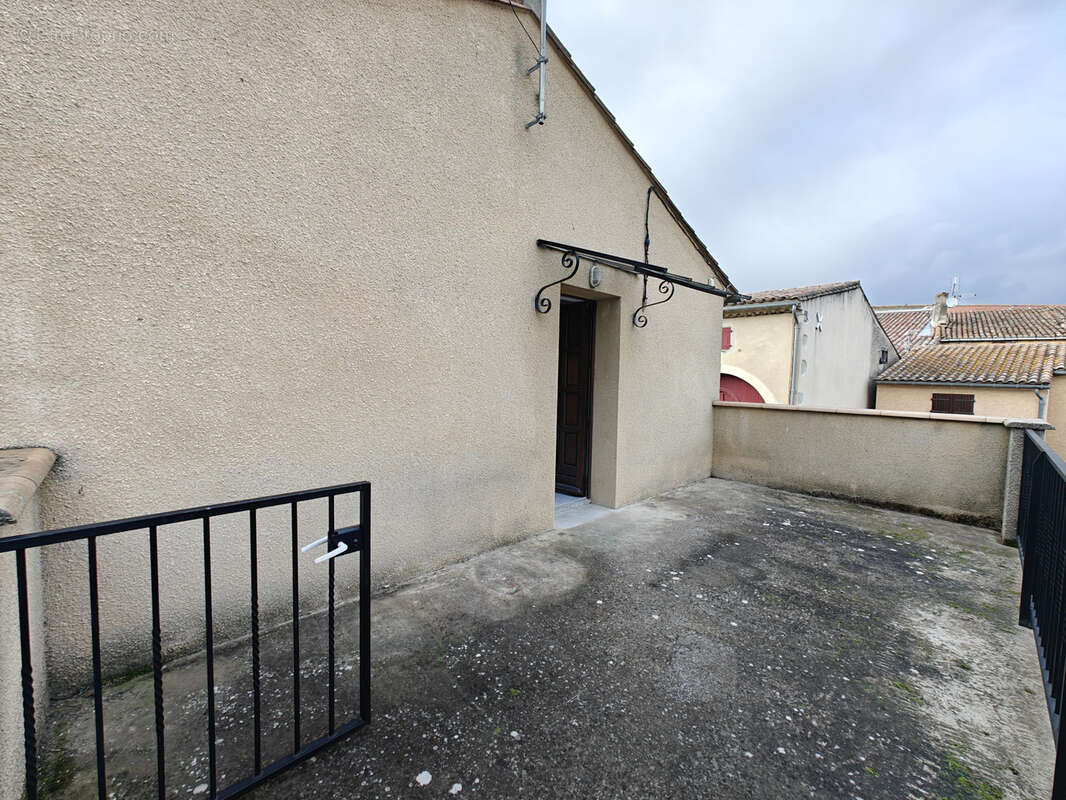 Appartement à GAJA-ET-VILLEDIEU