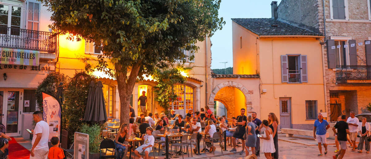 Appartement à LA COLLE-SUR-LOUP