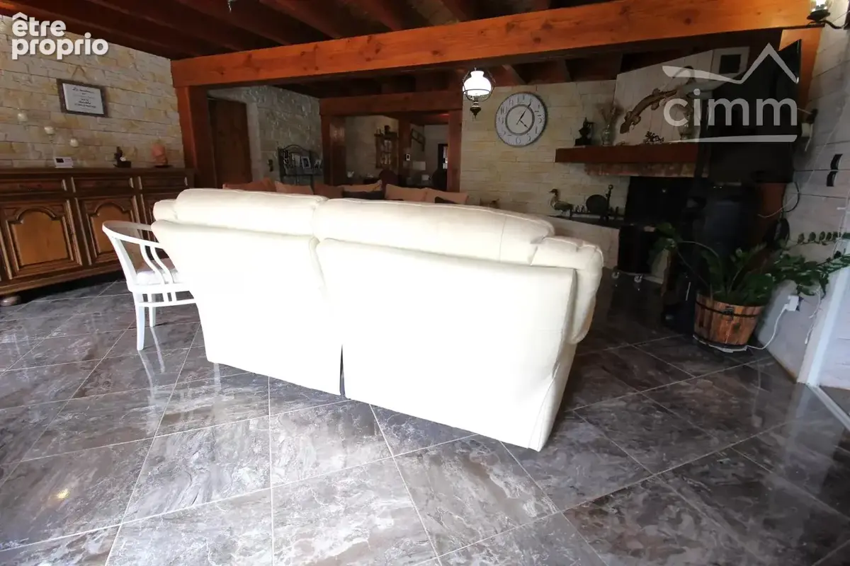 A vendre une propriété d'exception avec des gites sur un grand terrain - photo 19