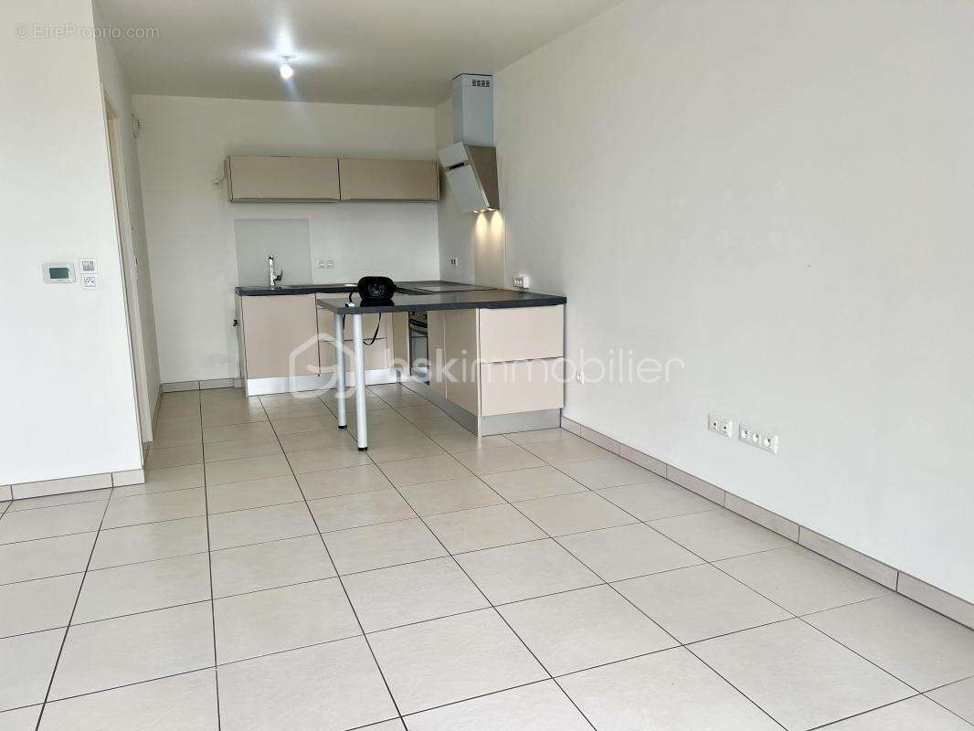 Appartement à BEZANNES