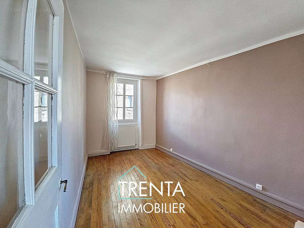 Maison à LES ABRETS