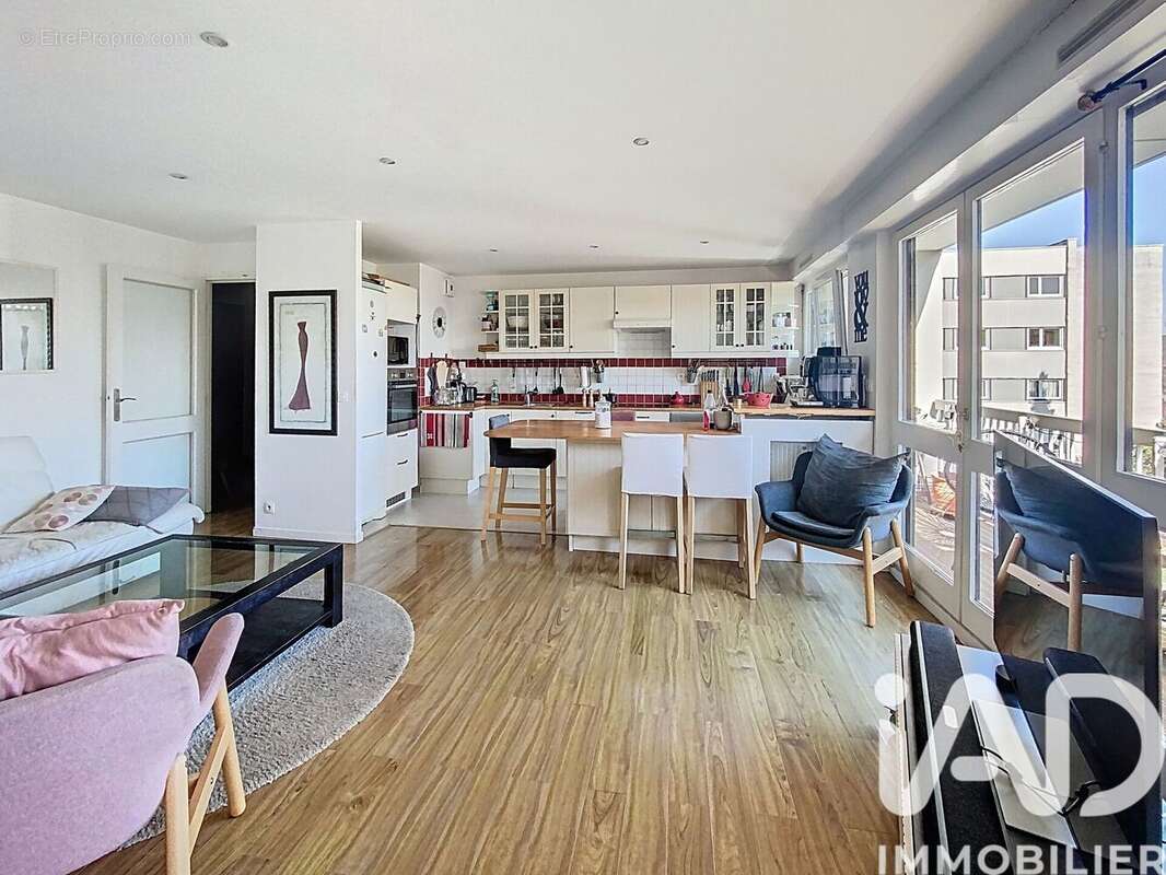 Photo 4 - Appartement à VERNEUIL-SUR-SEINE