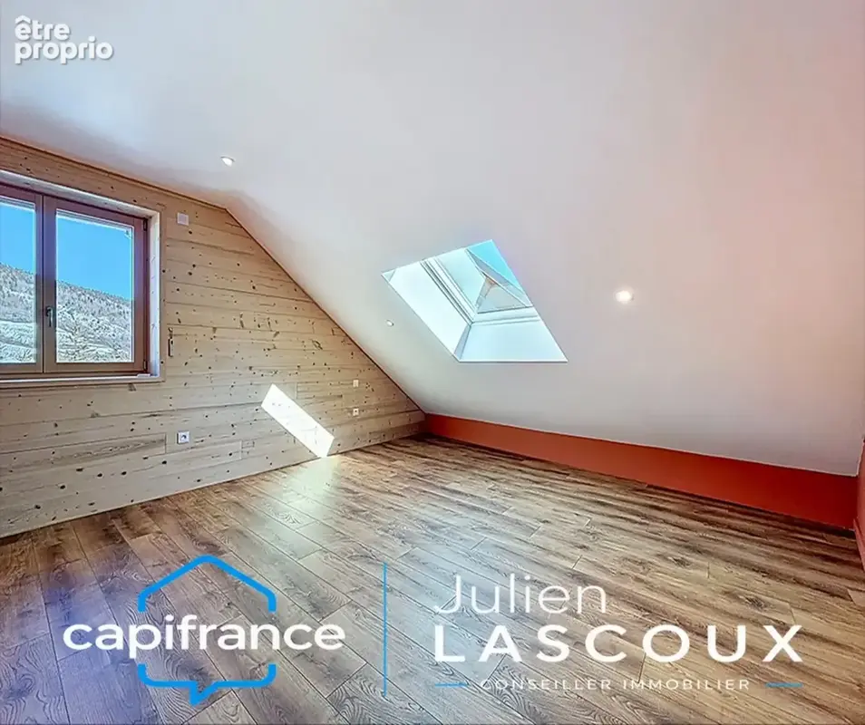 BIEN D'EXCEPTION, Appartement de charme au coeur de CORRENCON-EN-VERCORS (38) - photo 6
